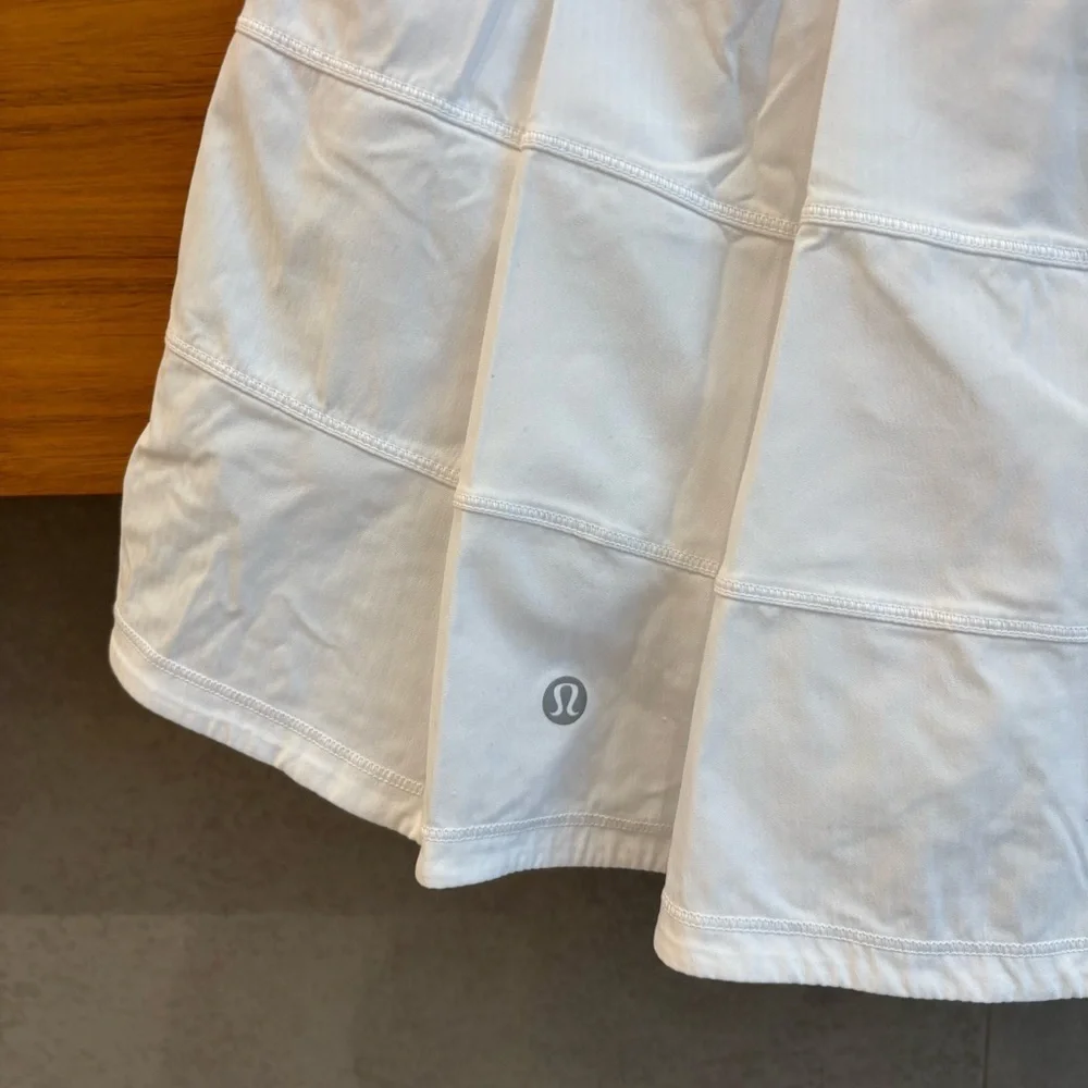 Lululemon Pace Rival Mid-Rise Skirt, Size 6